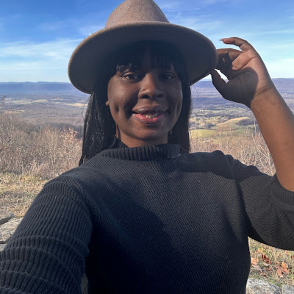 Meet your Posher, Marissa